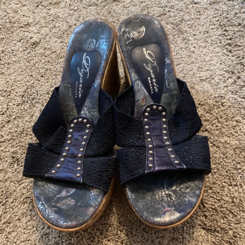 Dezario nanor wedge sandal